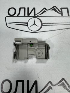Концевик капота на Mercedes w204 V167